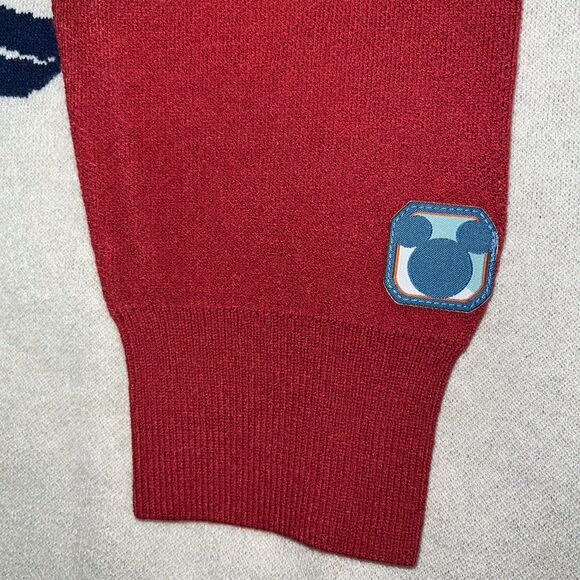 Our Universe Disney Mickey Hit The Slopes Ski With Mickey Sweater Size M-SOFT! - Picture 5 of 8